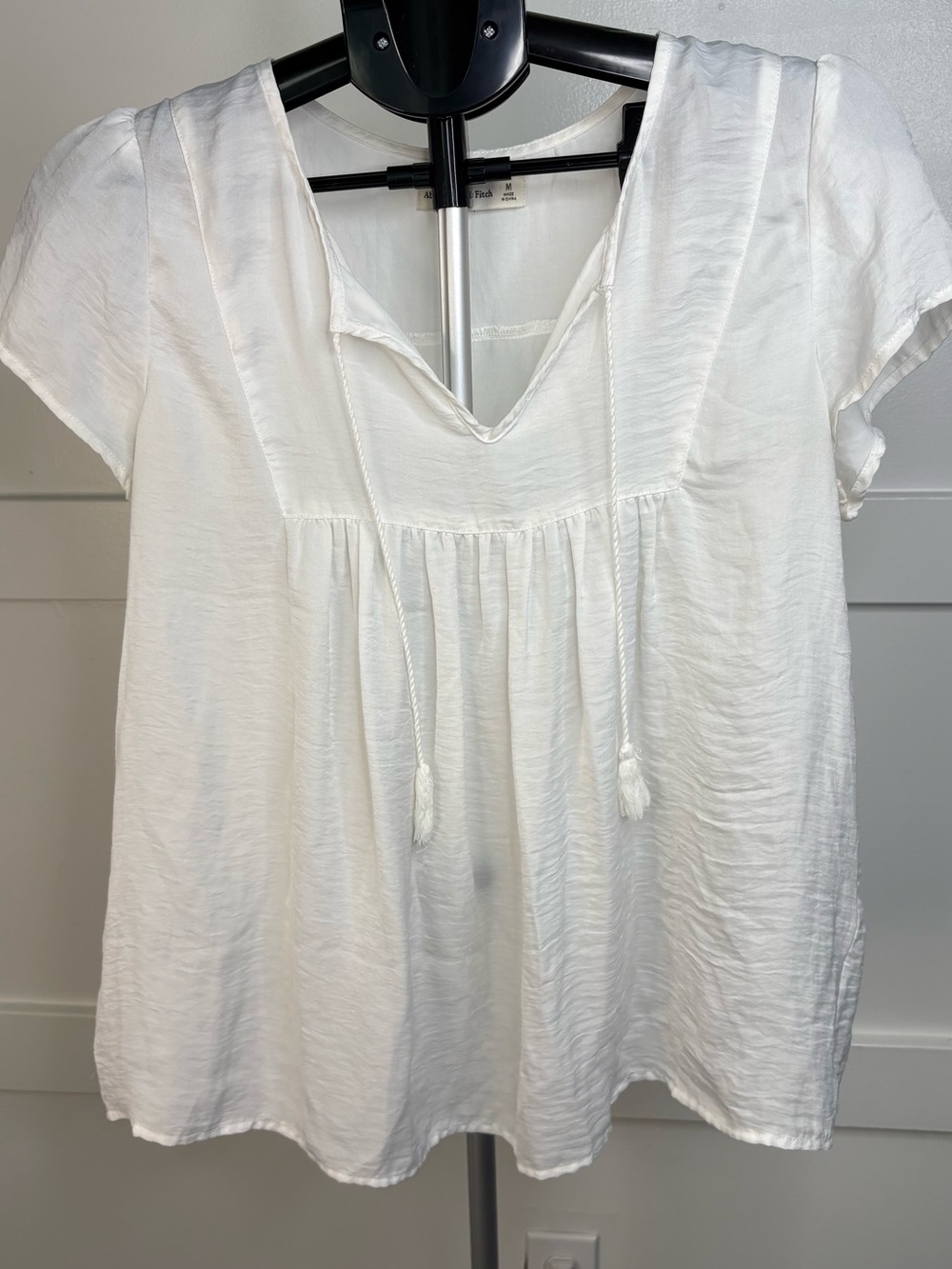 Abercrombie & Fitch White V-Neck Peasant Blouse with Tassel Ties